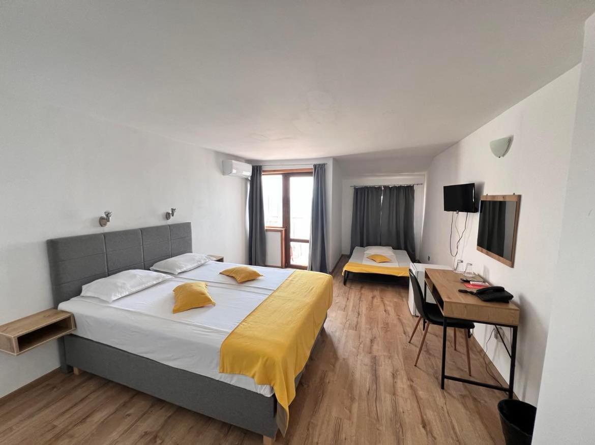 קרנבו Palma Beach Hotel מראה חיצוני תמונה